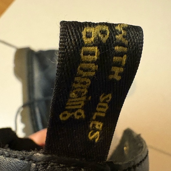 Size 8 doc Martens - Picture 6 of 11